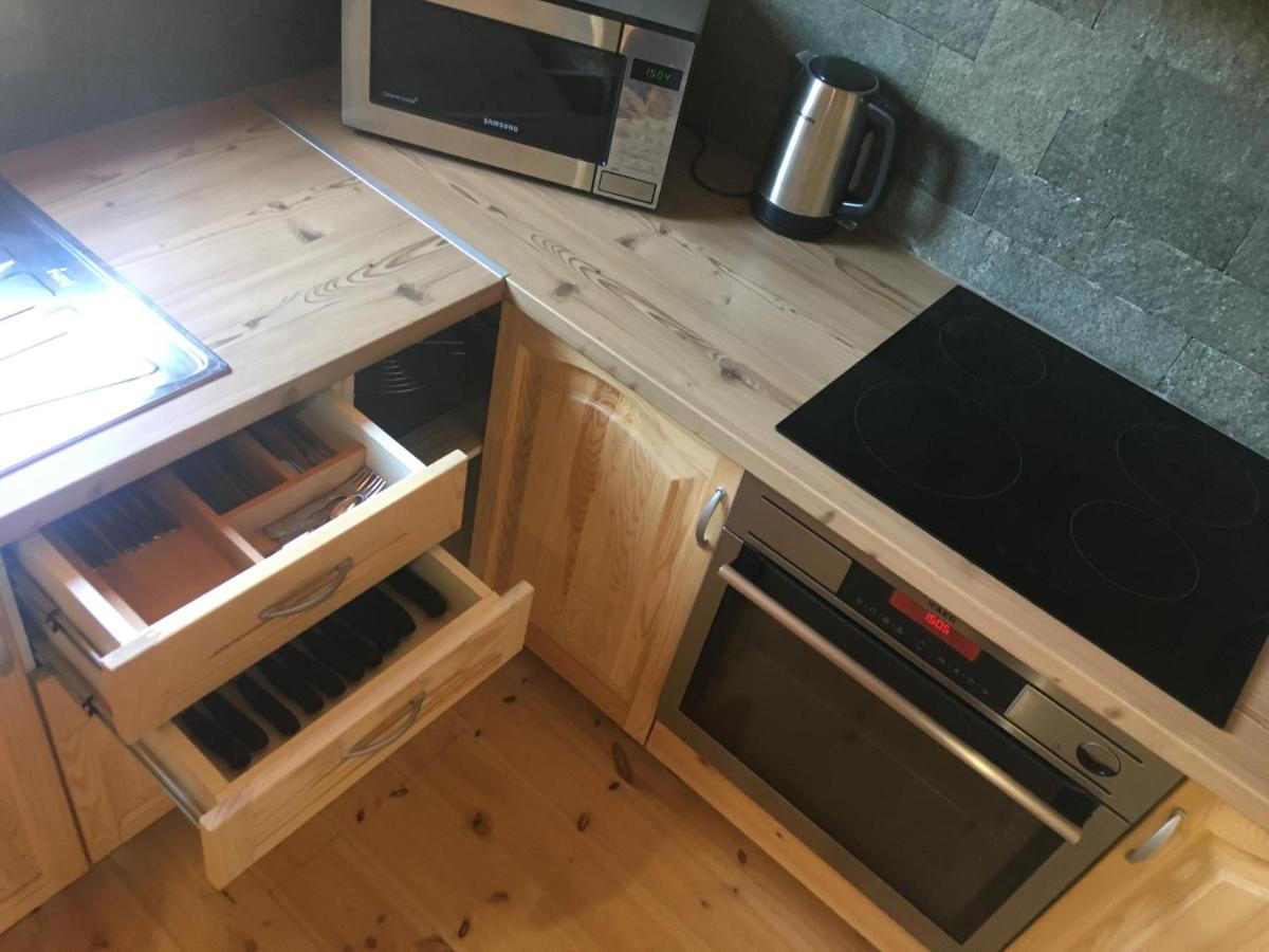 Alsóörs Wooden Apartman Premium Jacuzzival מראה חיצוני תמונה