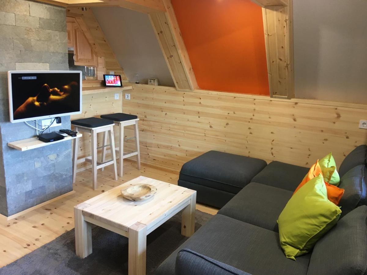 Alsóörs Wooden Apartman Premium Jacuzzival מראה חיצוני תמונה