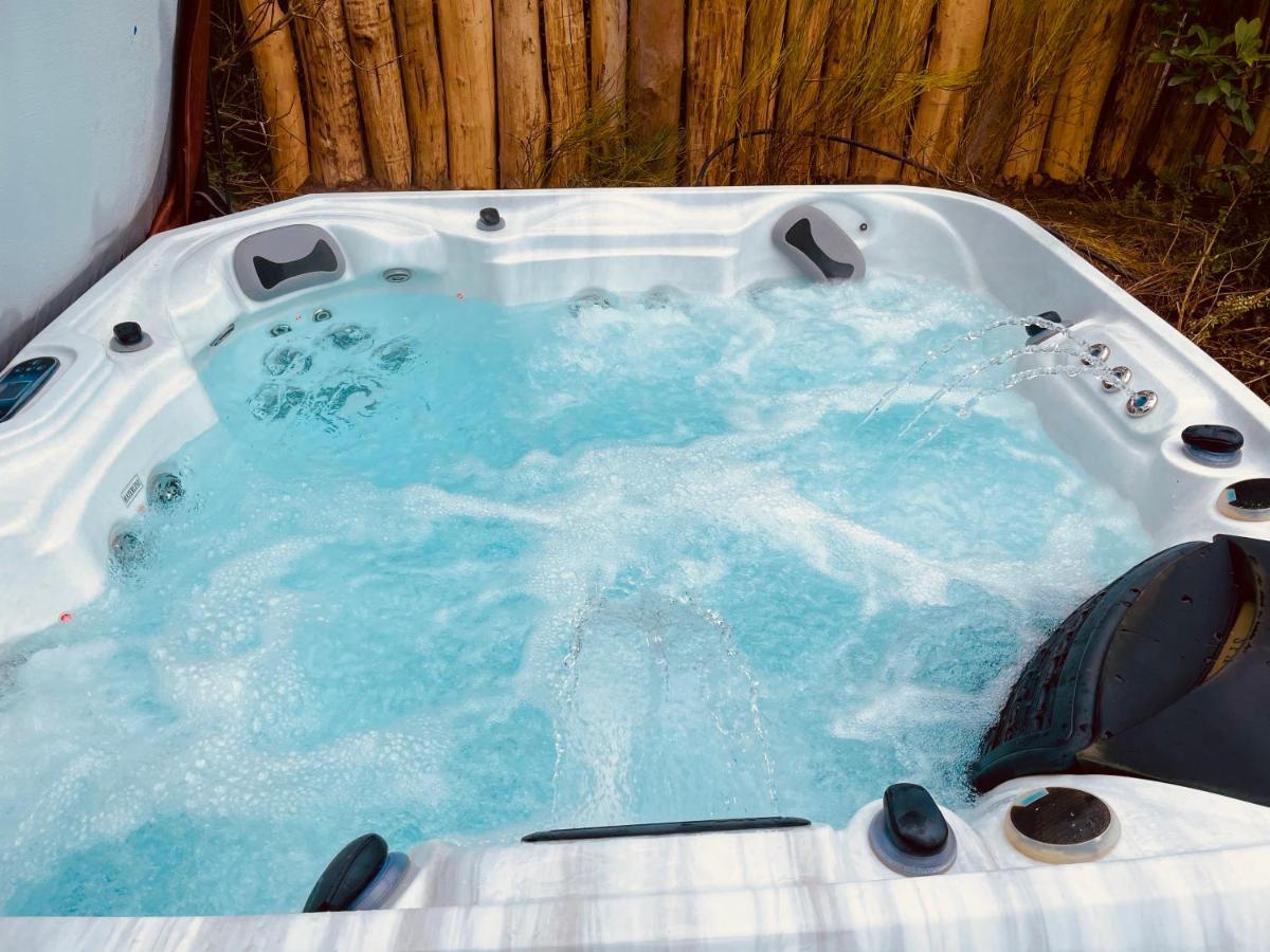 Alsóörs Wooden Apartman Premium Jacuzzival מראה חיצוני תמונה